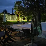 Chaleureux Pour 4 Pers Avec Piscine Chauffee Et Bien-etre - Fr-1-410-483 度假居 拉弗雷切